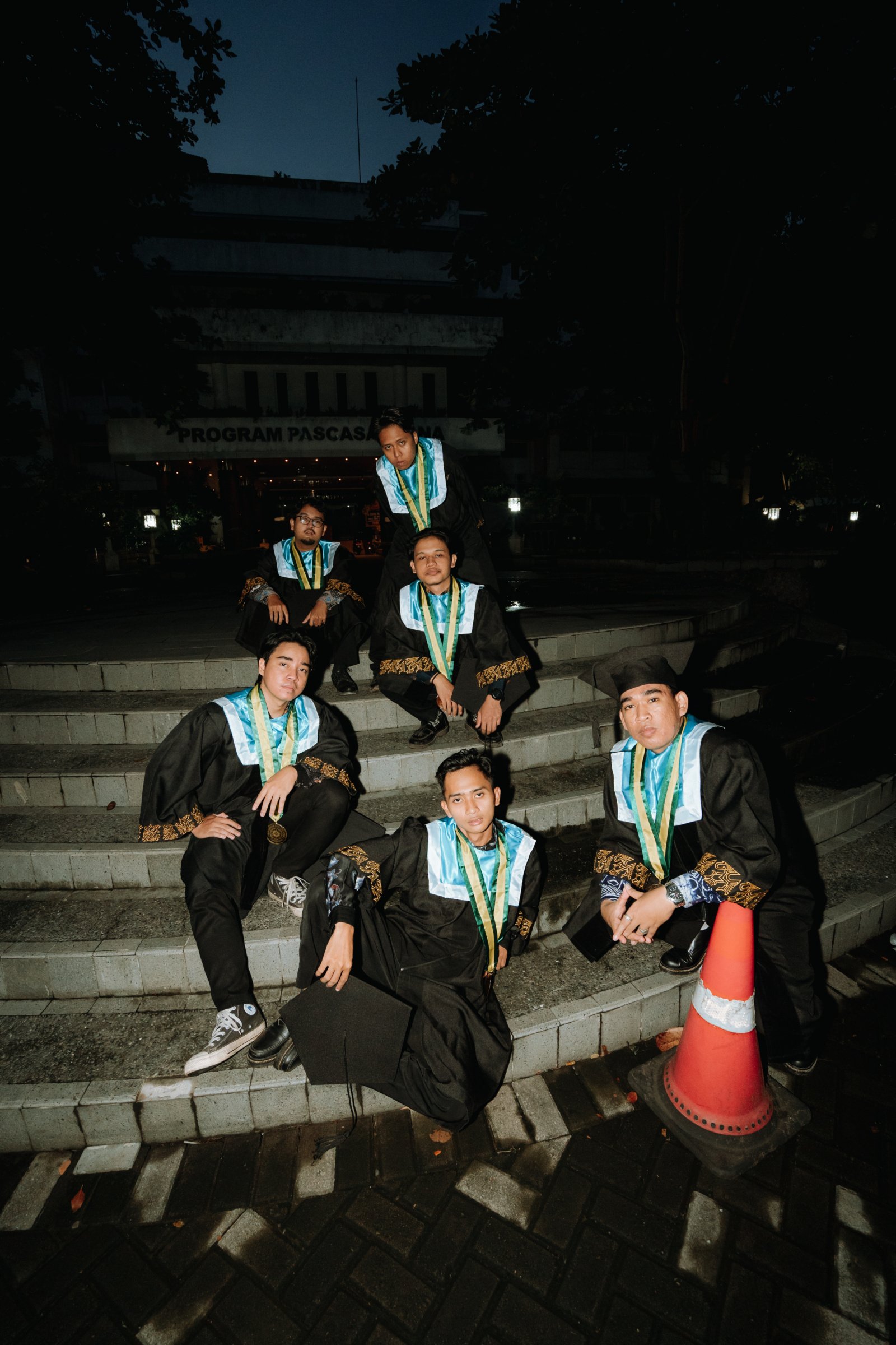 Lily Graduation photograph 6