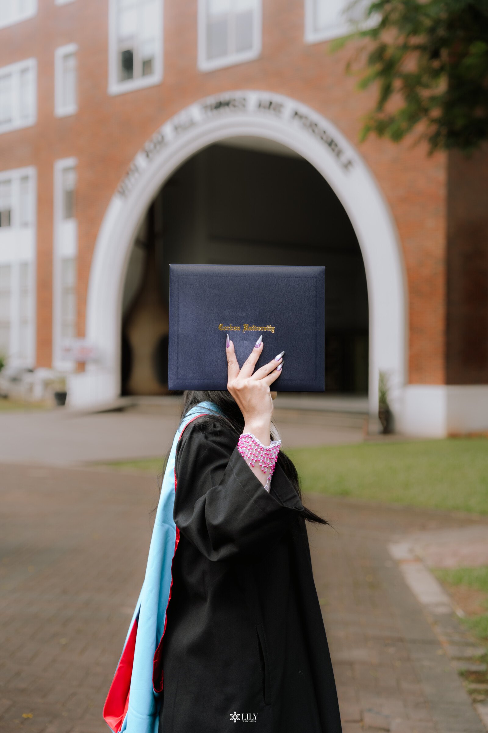 Graduation detail